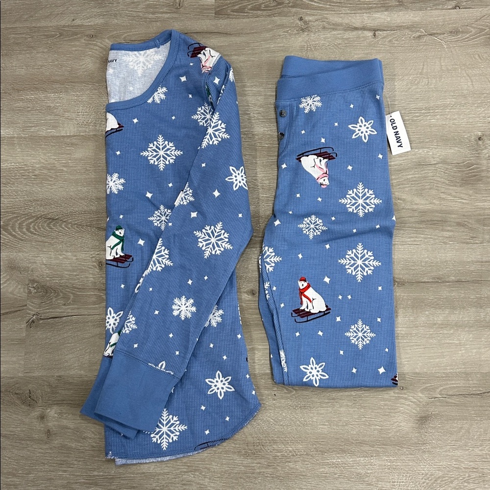 Old Navy pyjama set